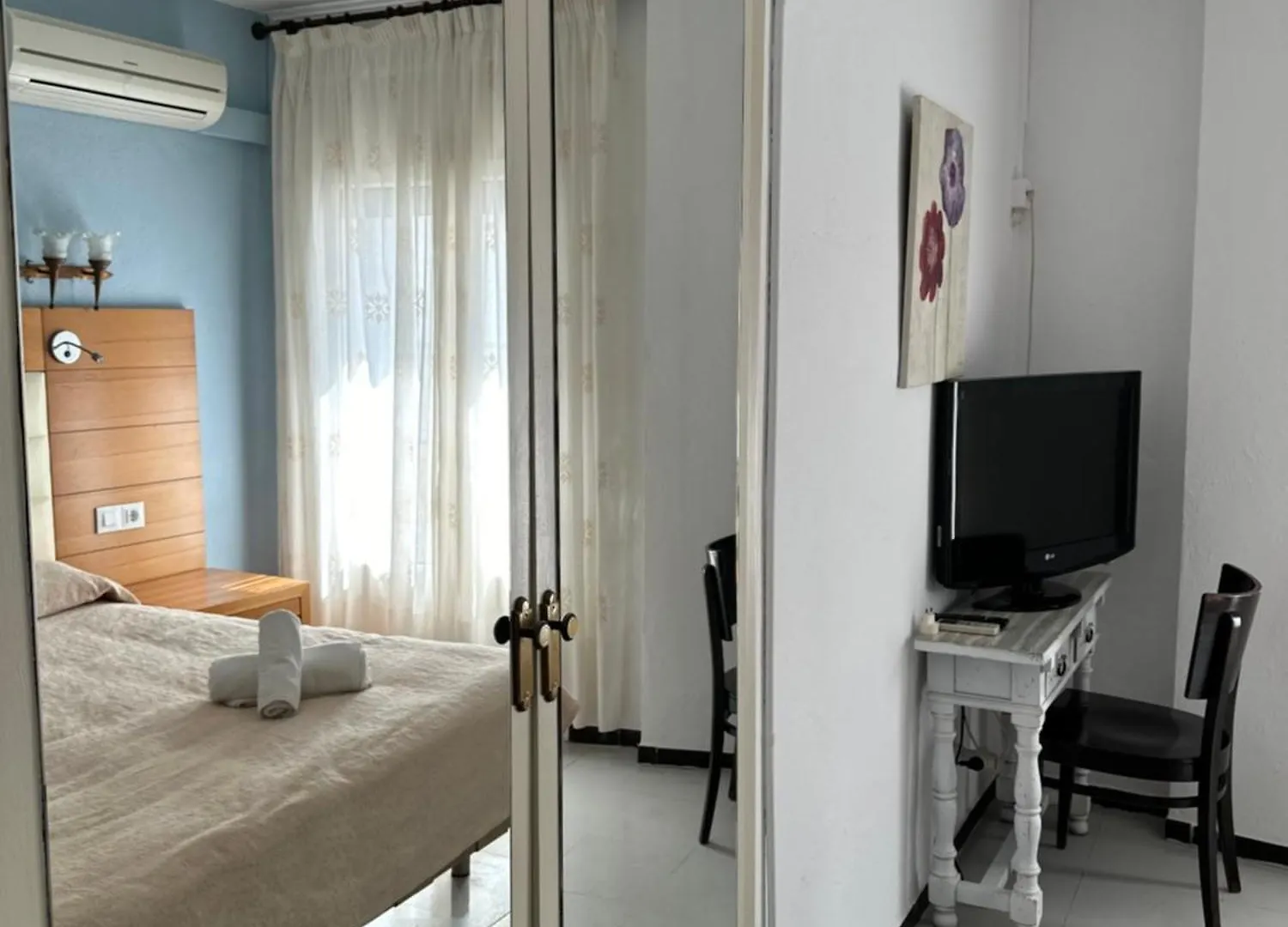 New Roser L' Escala Hotel